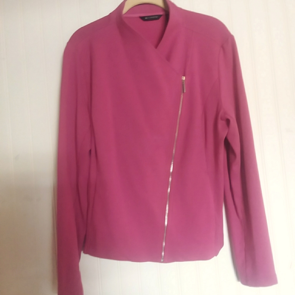 Lovely jacket by H by HALSTON. Size 14.
